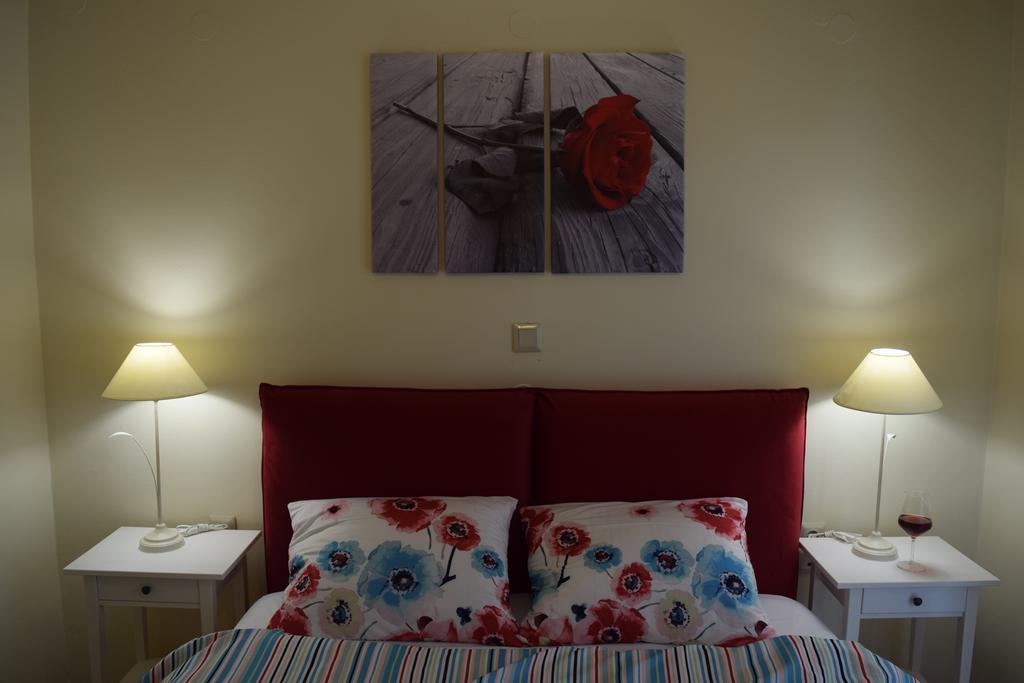 Petra Thea Apartment Kalamata Zewnętrze zdjęcie