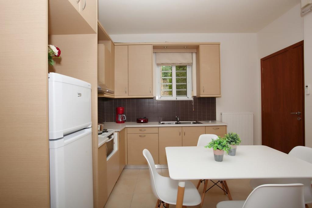 Petra Thea Apartment Kalamata Zewnętrze zdjęcie