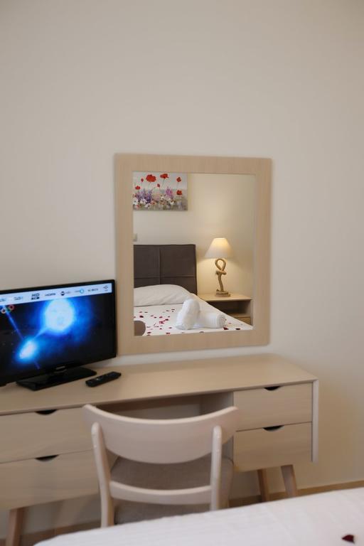 Petra Thea Apartment Kalamata Zewnętrze zdjęcie