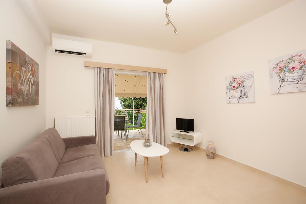 Petra Thea Apartment Kalamata Zewnętrze zdjęcie