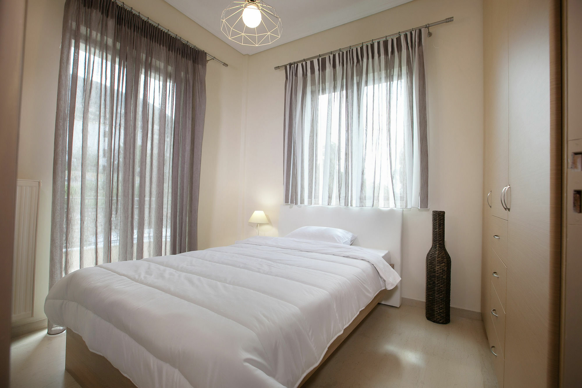 Petra Thea Apartment Kalamata Zewnętrze zdjęcie